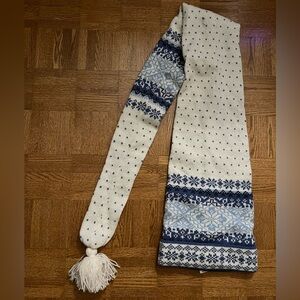 Estonian 100% Wool Long-Tailed Hat Scarf Combo – Cream Blue – Made in Estonia